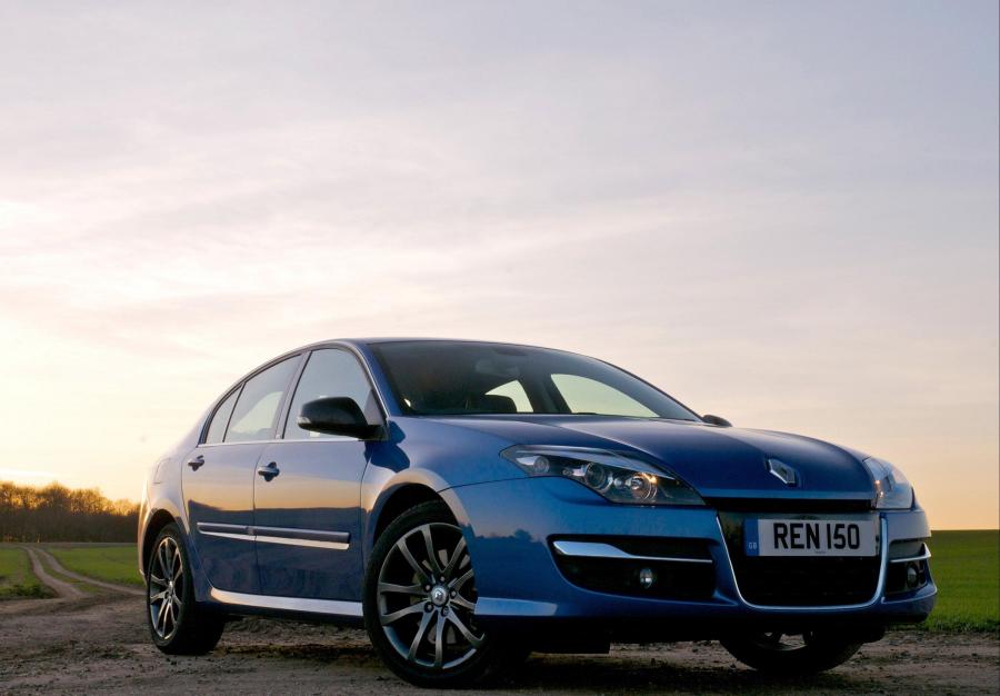  Renault Laguna GT Line 2011 года  (UK) (фото 6 из 30)